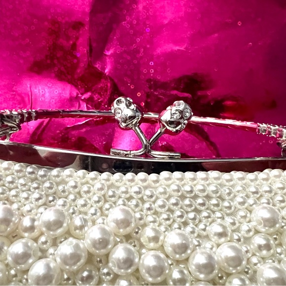 Faux Pearl Handbag - Picture 3 of 3